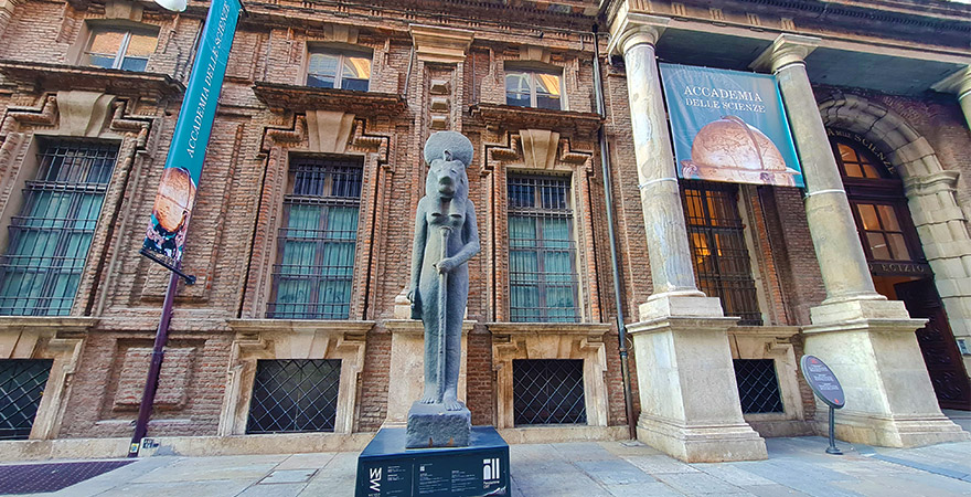 Via Accademia delle Scienze 6 turin Museo egipcio entrada